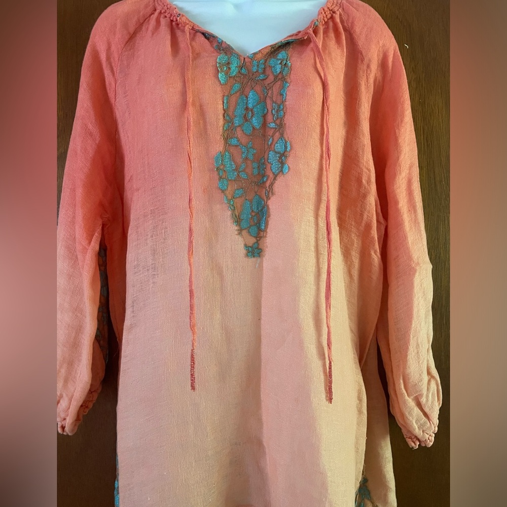 Beachwear Summer Chic Embroidered Women's Top 
Can be worn as a cover-up or top